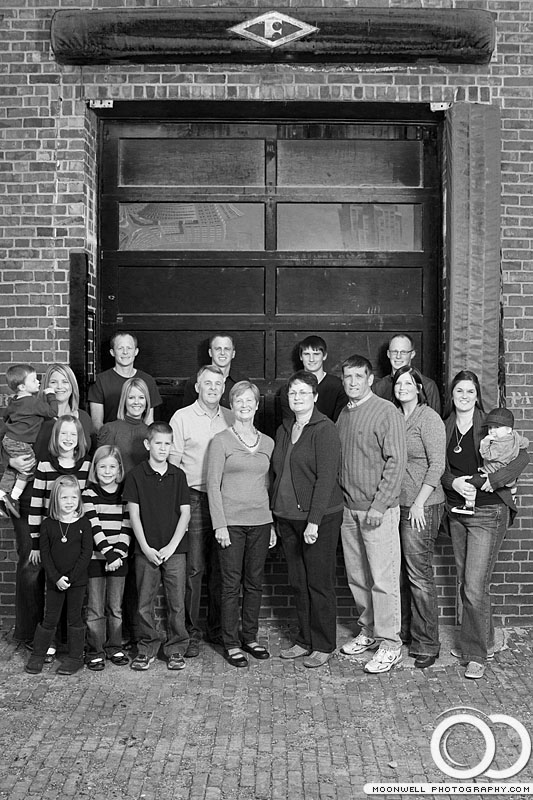 Guard-Ricklefs-Family-BW-003