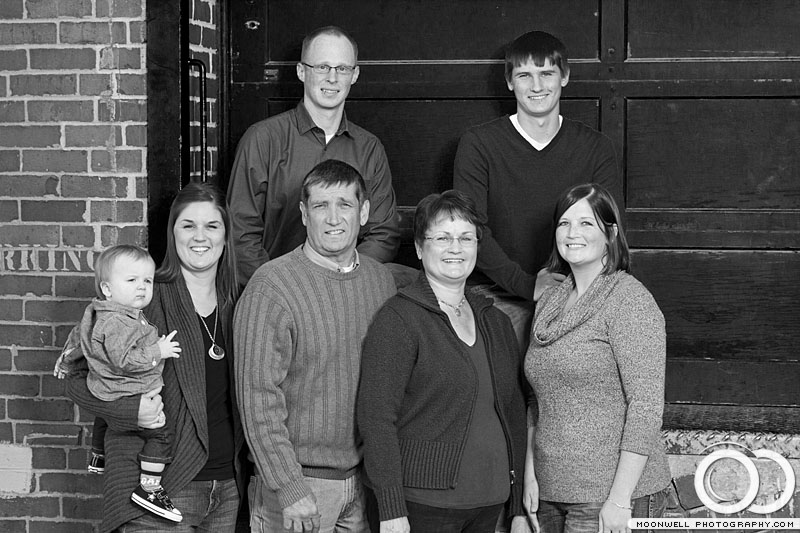 Guard-Ricklefs-Family-BW-031