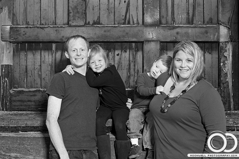 Guard-Ricklefs-Family-BW-060